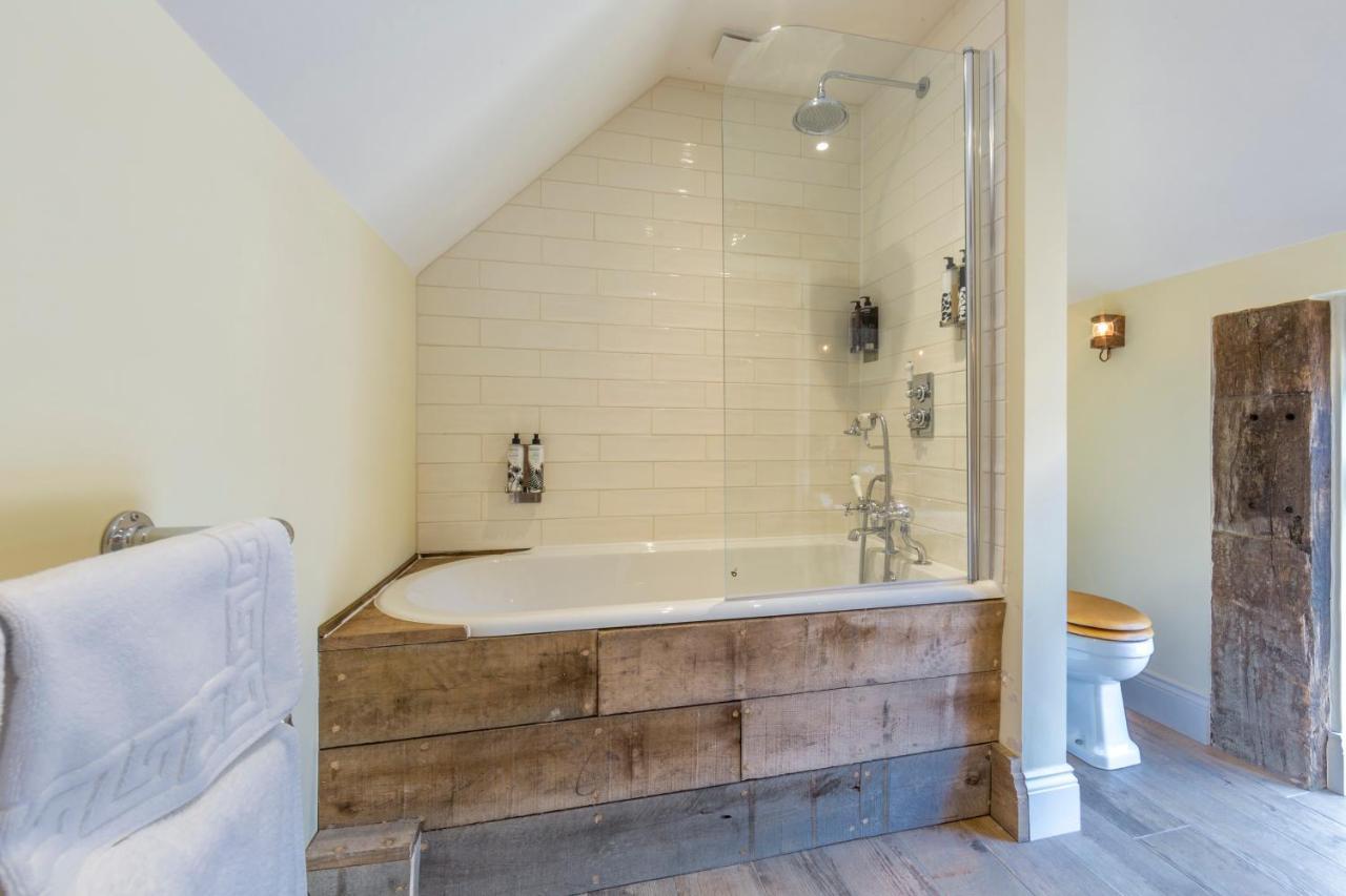 The Cowsheds Villa Brinkworth Exteriör bild